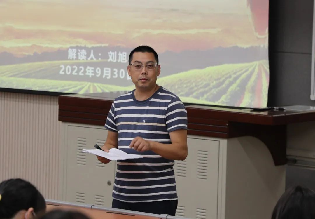 f0a5710ae17a45368d0de44e214e20af.jpg f0a5710ae17a45368d0de44e214e20af.jpg